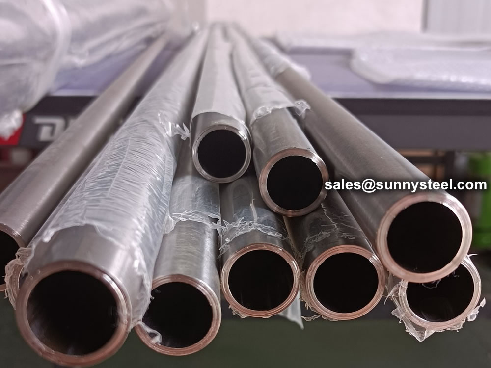 Titanium seamless tube